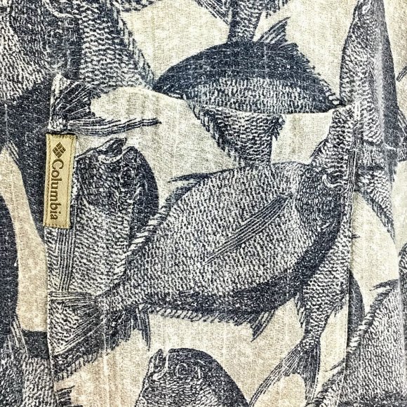 Columbia Sportswear Button Up Men's Fish Print Short Sleeve Shirt Size X-Large - Picture 5 of 9